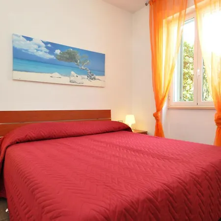 Apartment Maris *