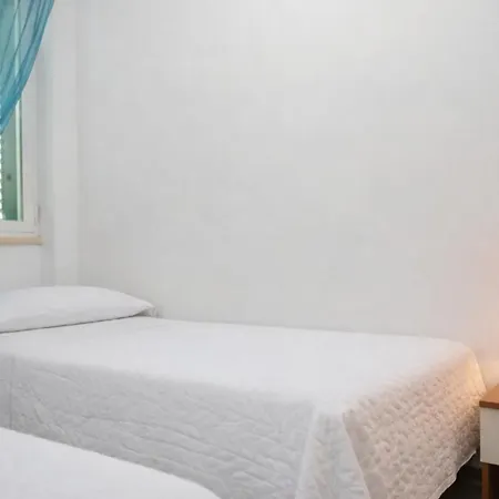 Maris Apartment Torre San Giovanni
